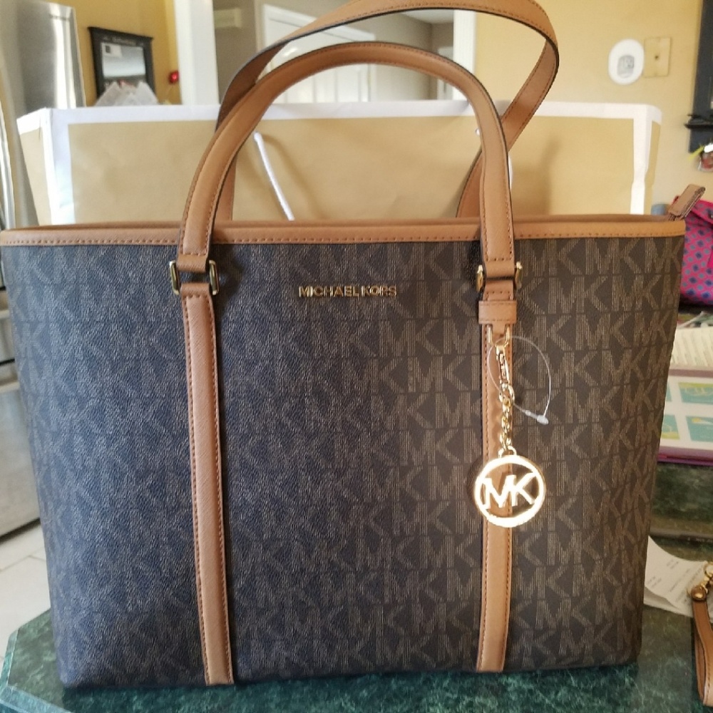 Michael Kors bag and wallet brand new - Picture 2 of 7